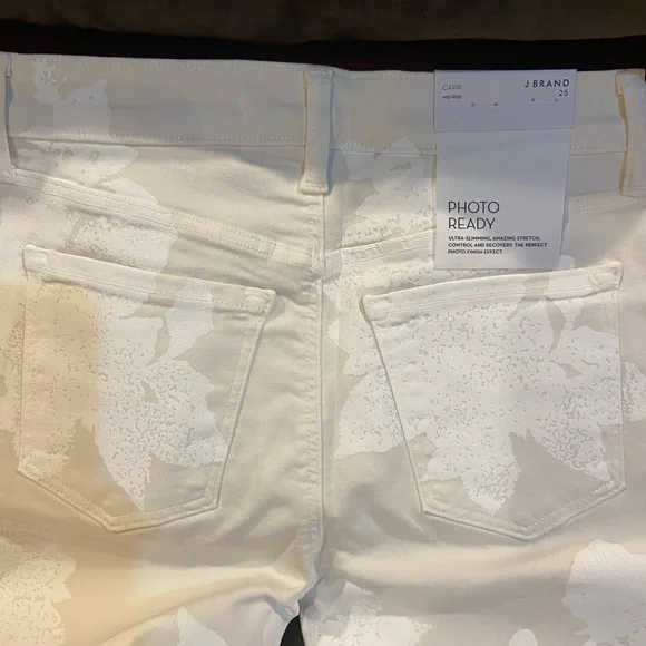 Brand NWT J Brand Jeans - Picture 3 of 11